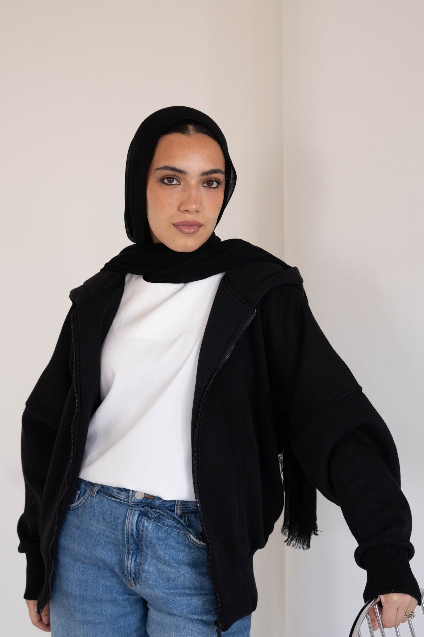 Sweatshirt | Cropped Hoodie - Lillyscarfofficial