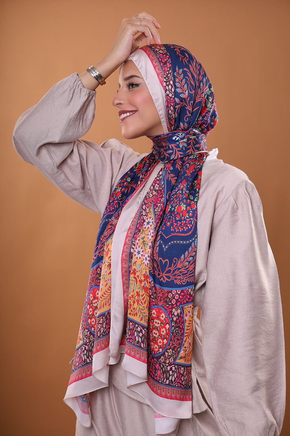 Urban Glam - Lillyscarfofficial