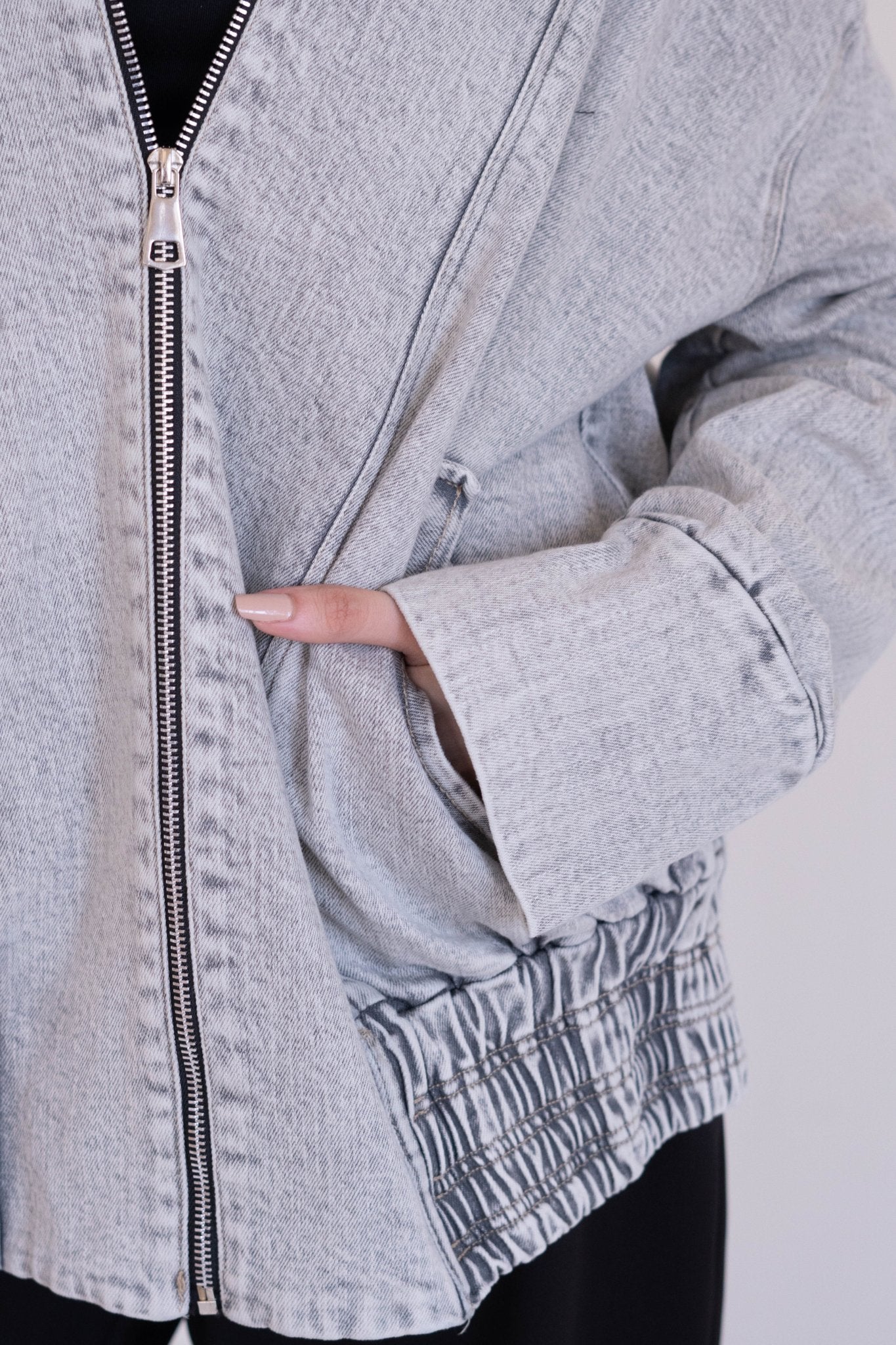 Washed Light Grey Denim Jacket - Lillyscarfofficial