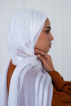 White Linen - Lillyscarfofficial