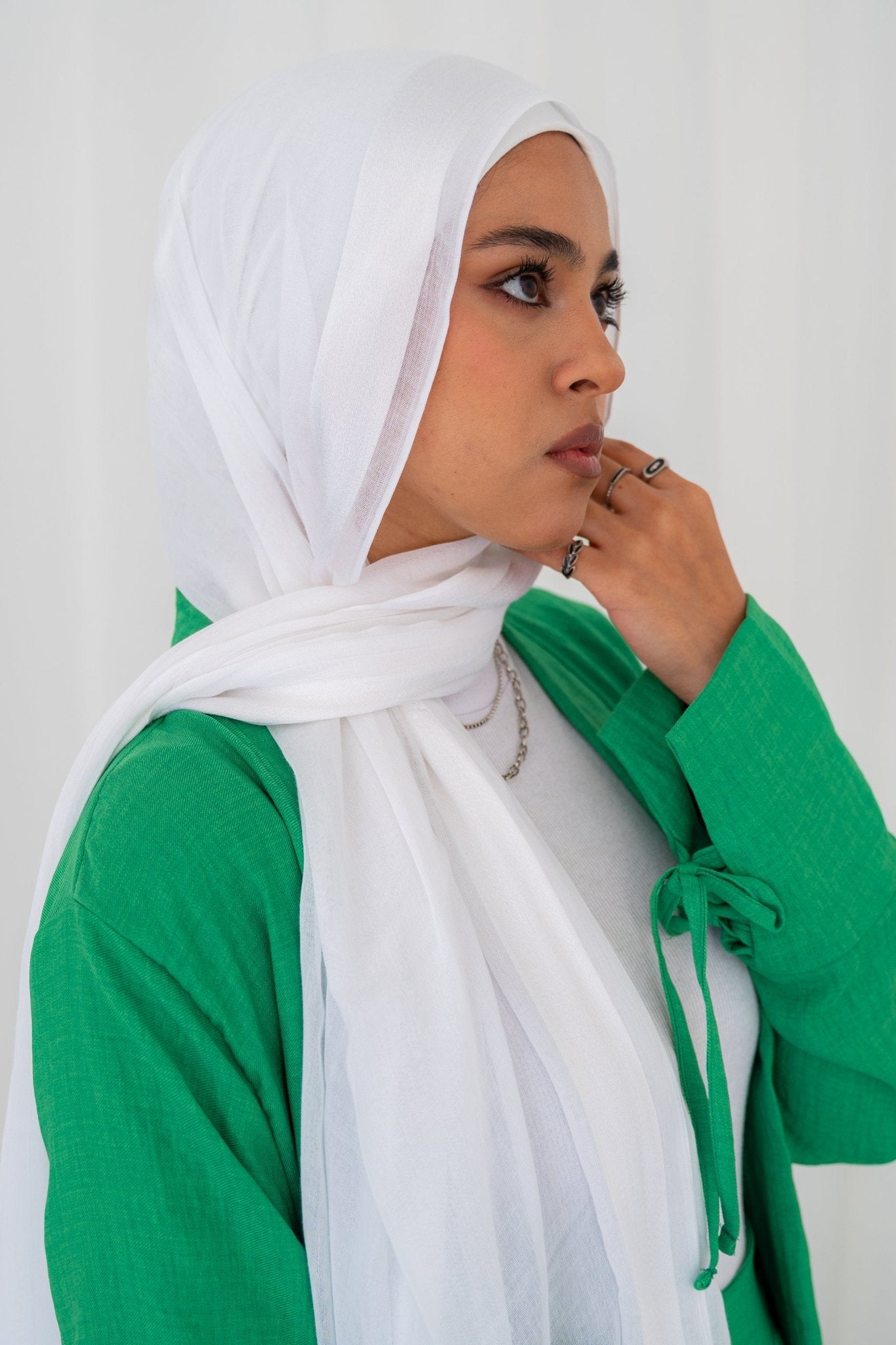 White Linen - Lillyscarfofficial