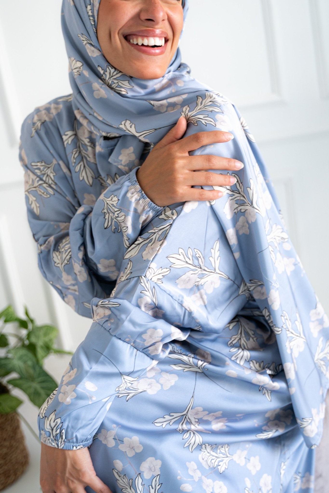 White Orchid isdal - Lillyscarfofficial