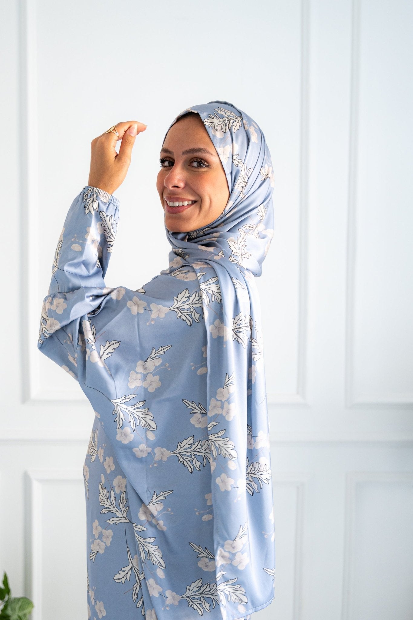 White Orchid isdal - Lillyscarfofficial