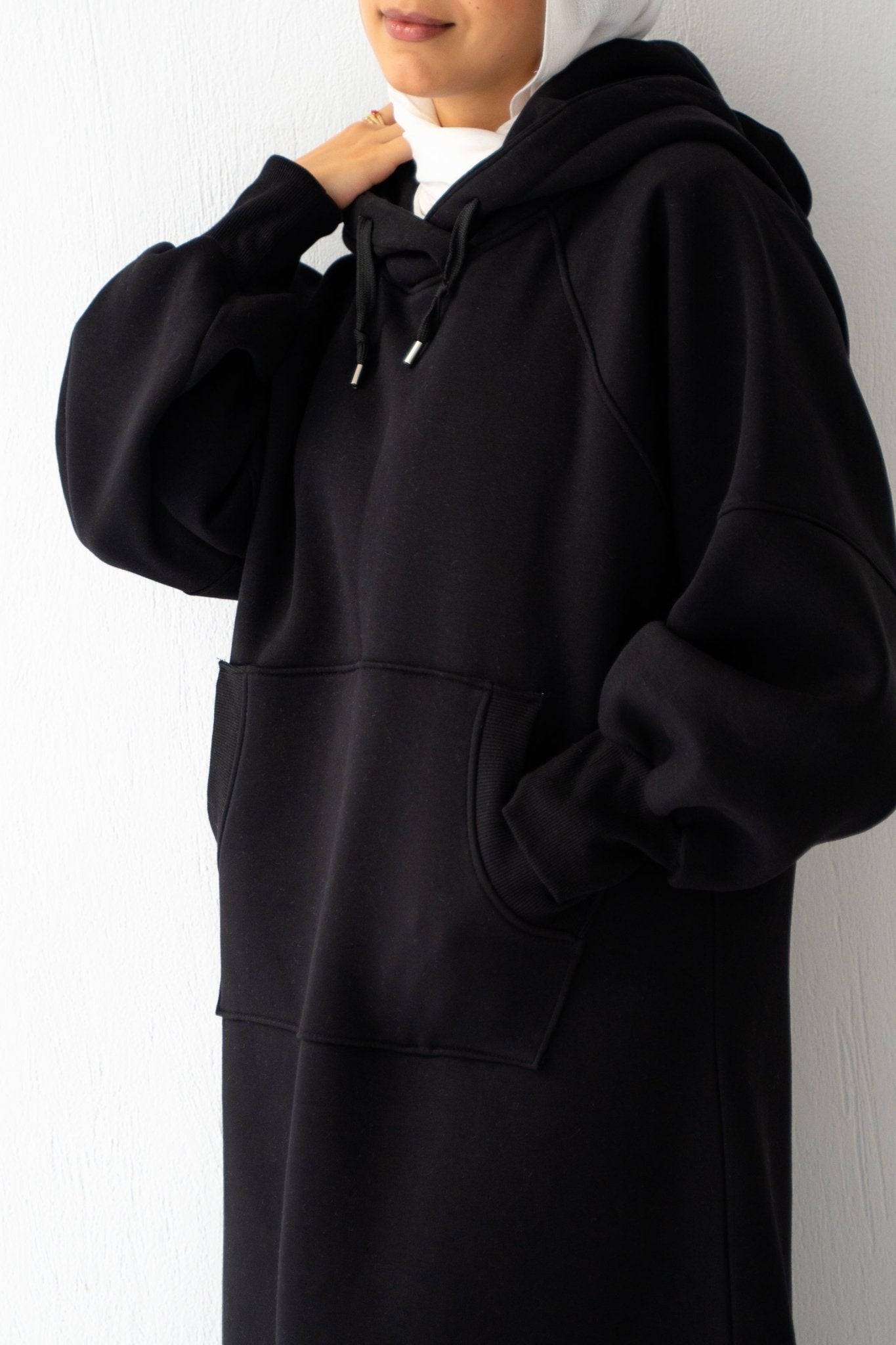 Winter Stroll dress in black - Lillyscarfofficial