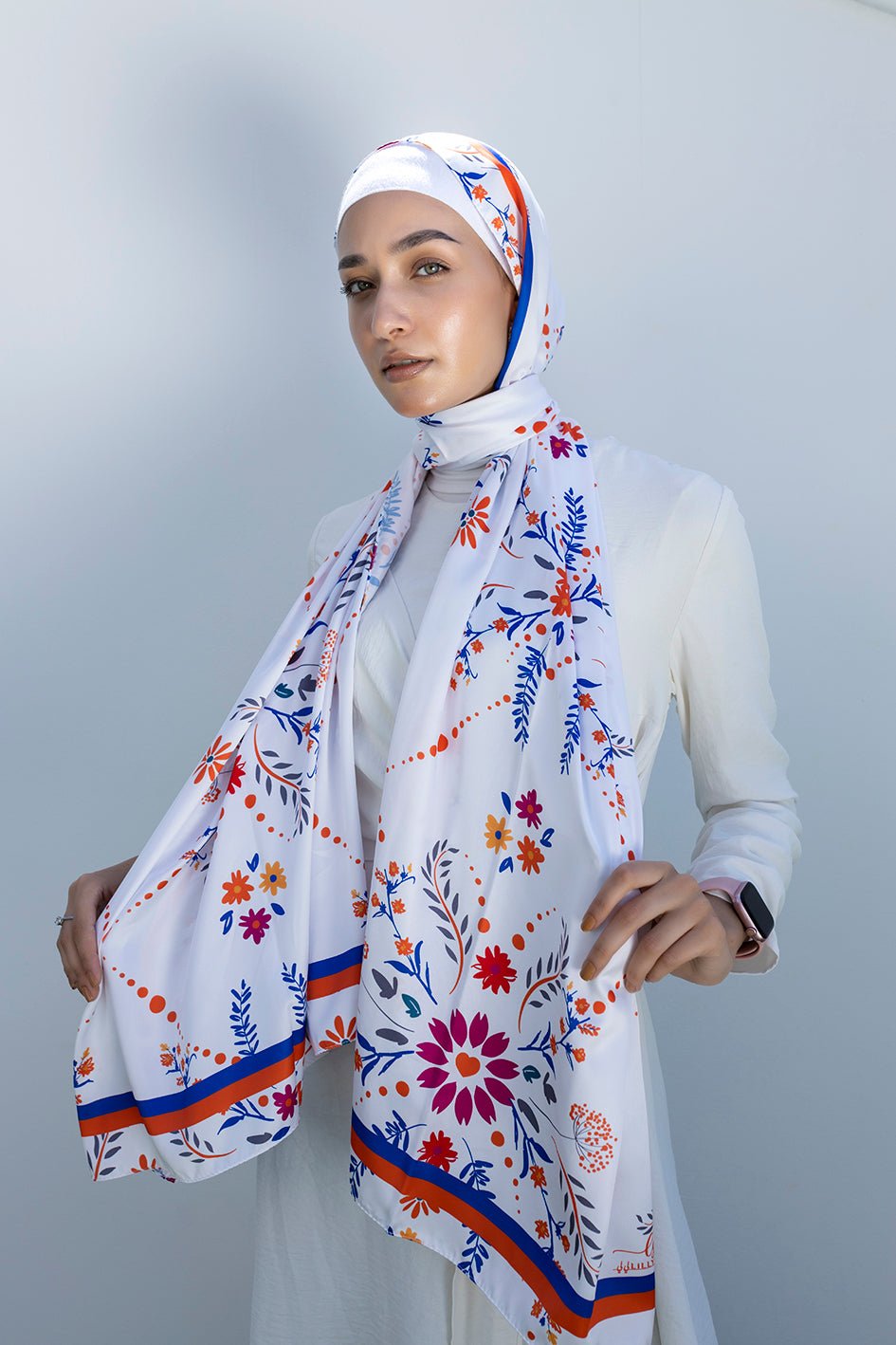 Above - Lillyscarfofficial