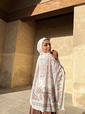 Areej - Lillyscarfofficial