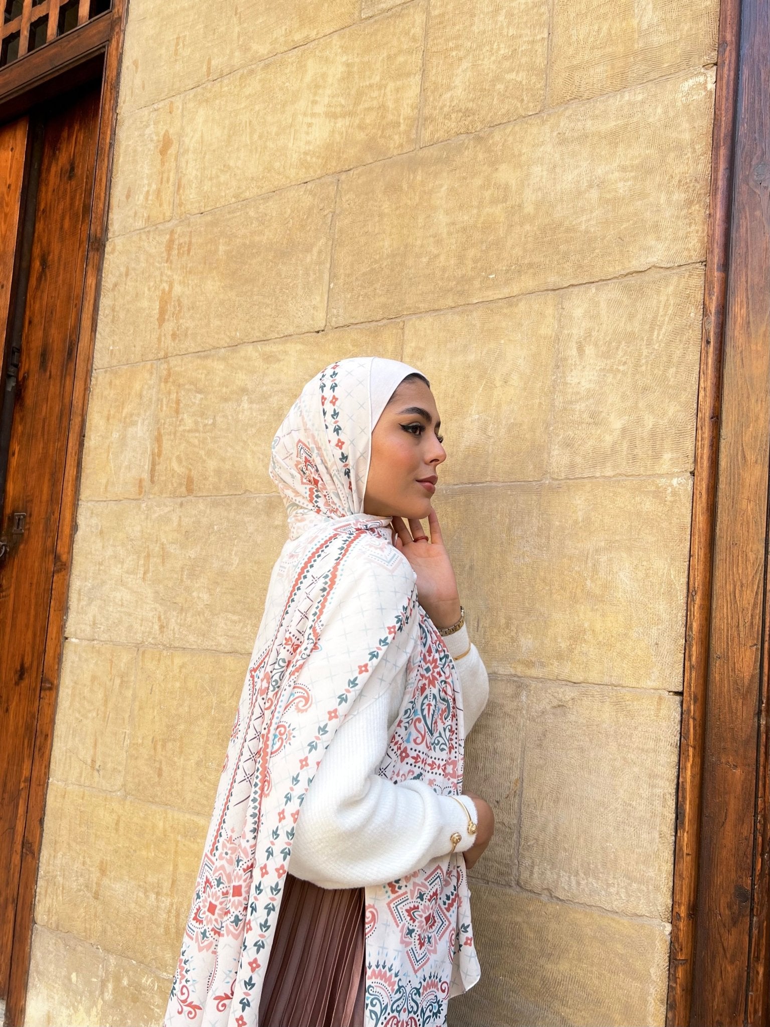 Areej - Lillyscarfofficial