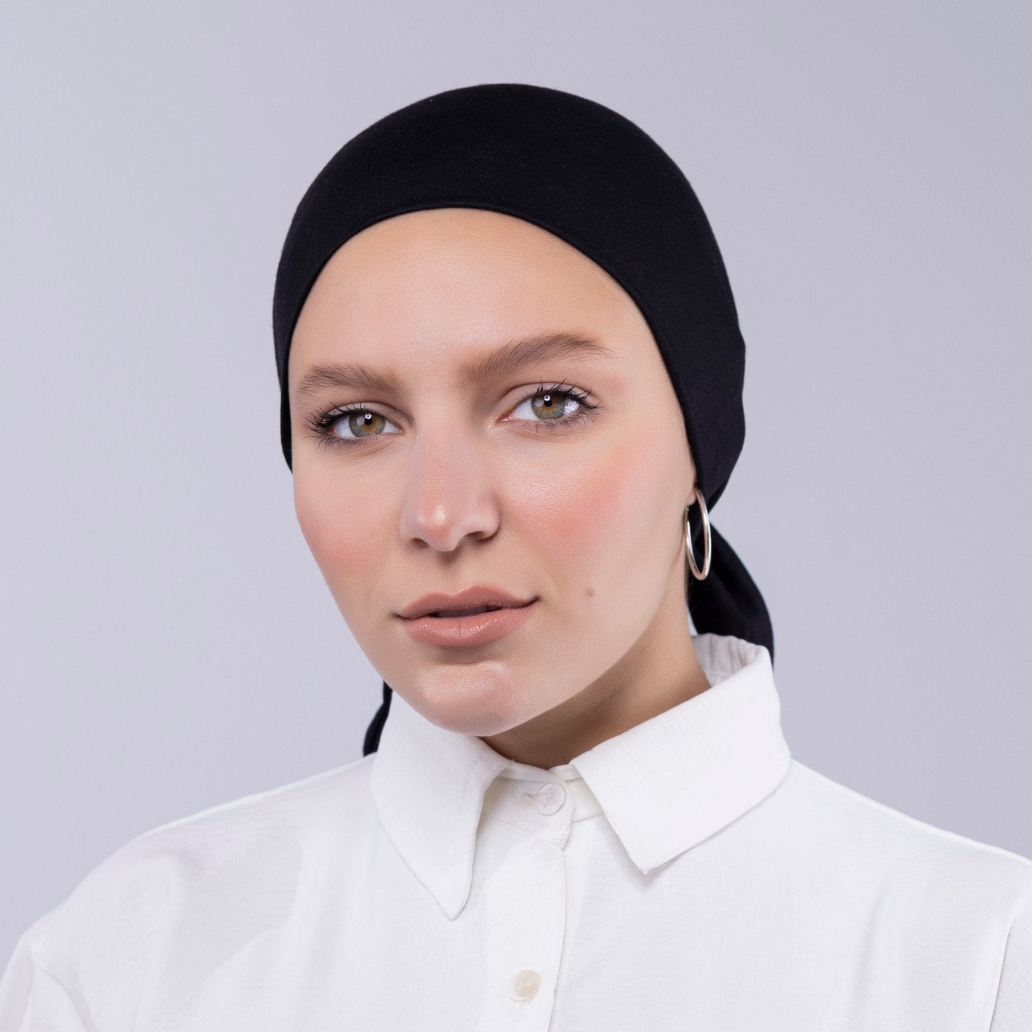 Black Bandana - Tied - Lillyscarfofficial