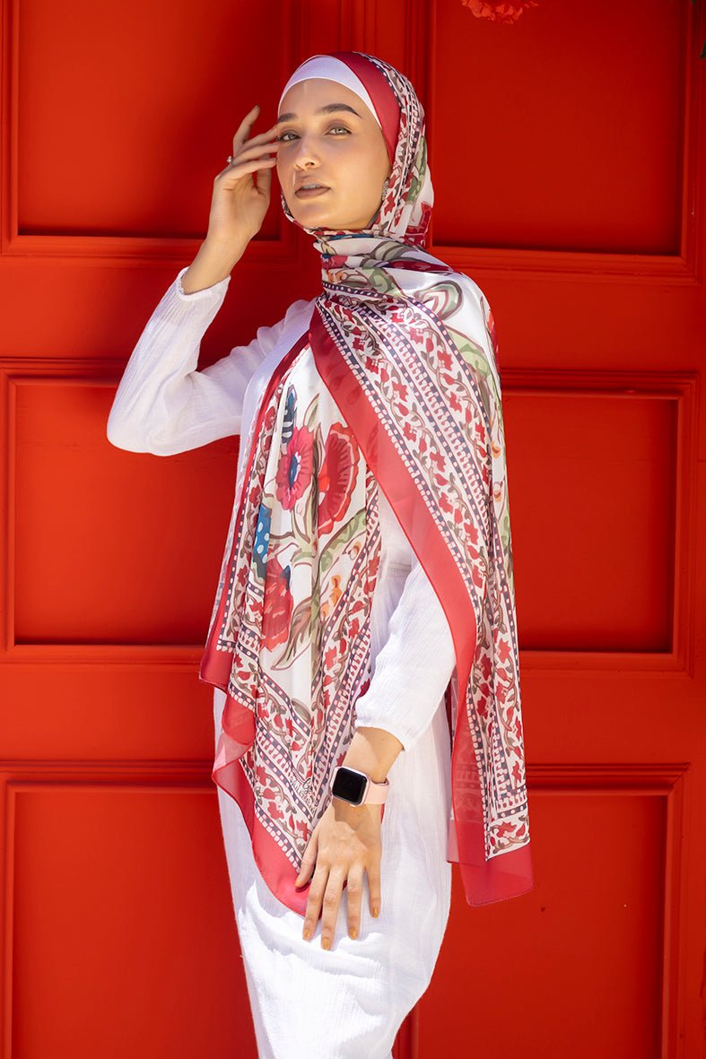 Emilia - Lillyscarfofficial