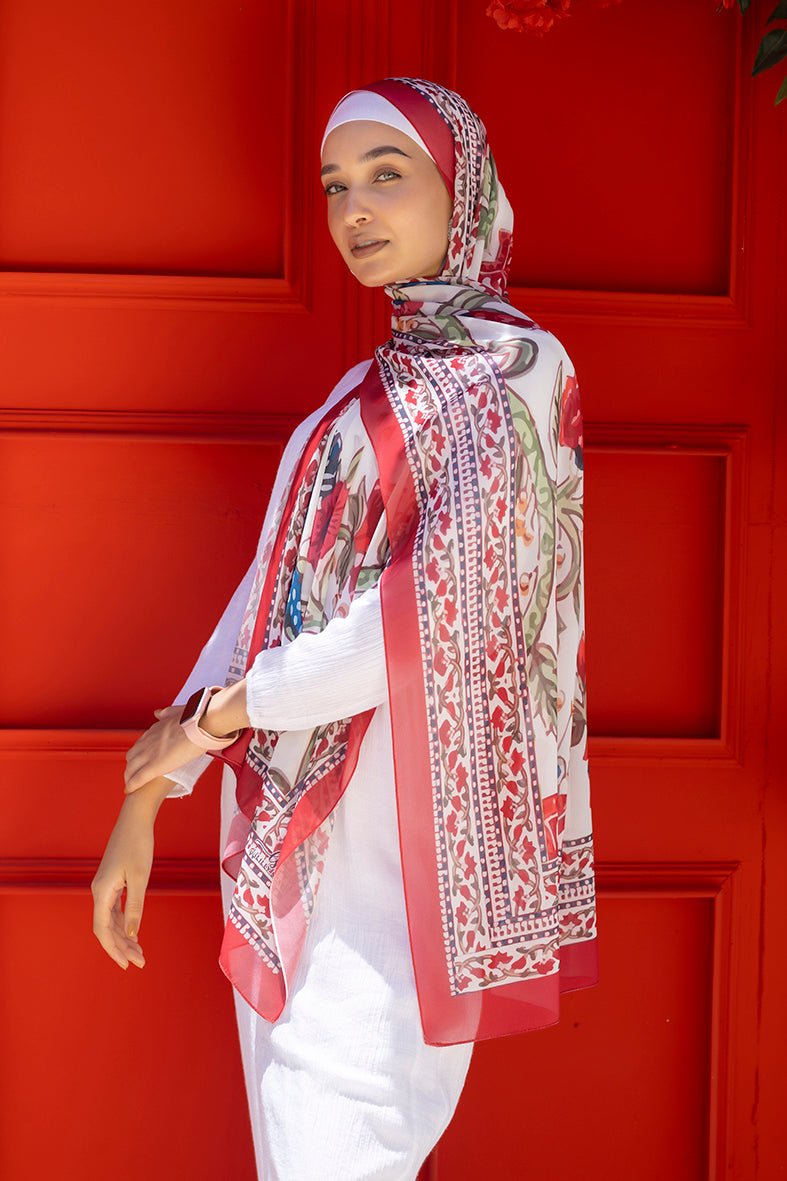 Emilia - Lillyscarfofficial
