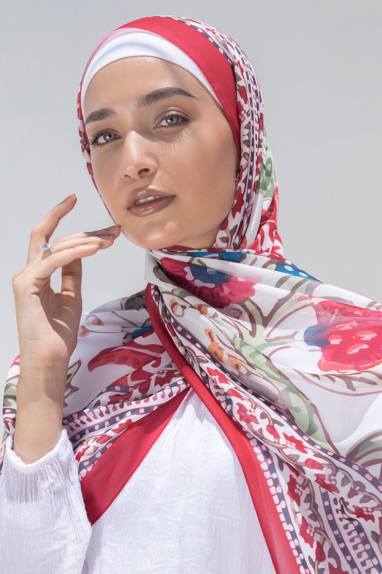 Emilia - Lillyscarfofficial