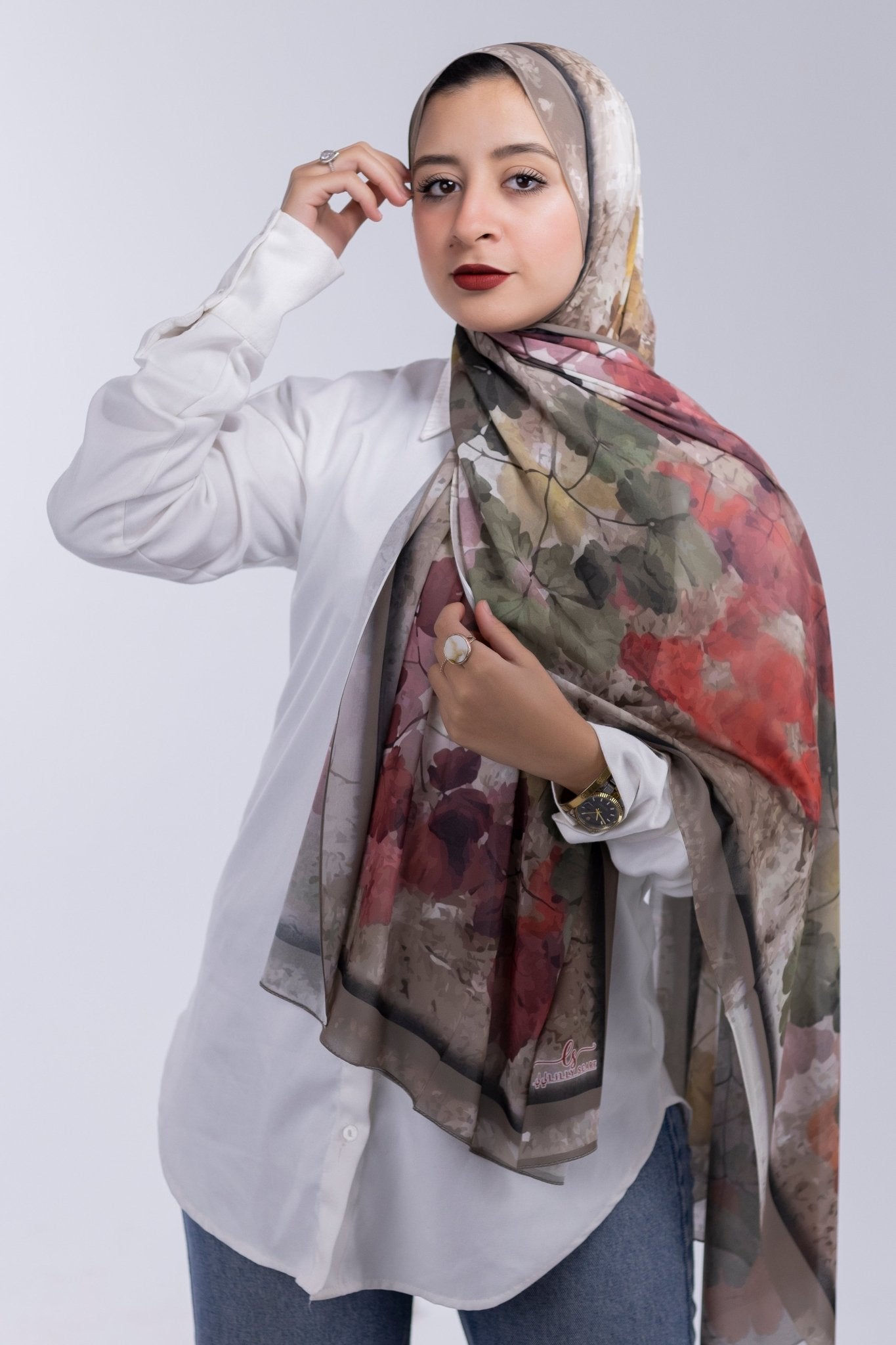 Feathers - Lillyscarfofficial