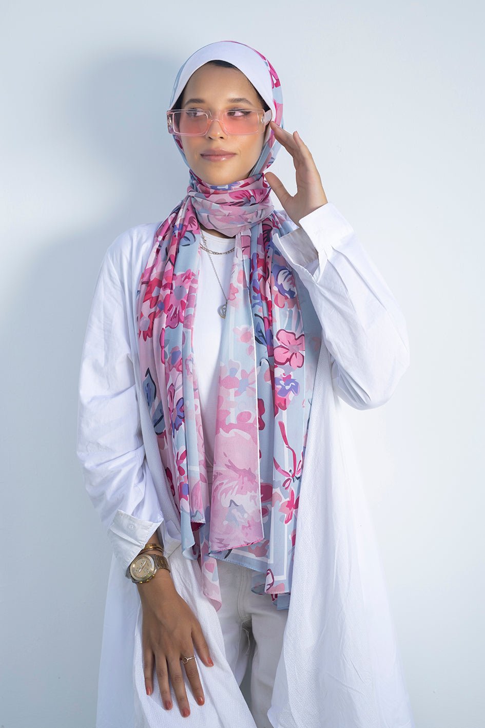 Gulizar - Lillyscarfofficial