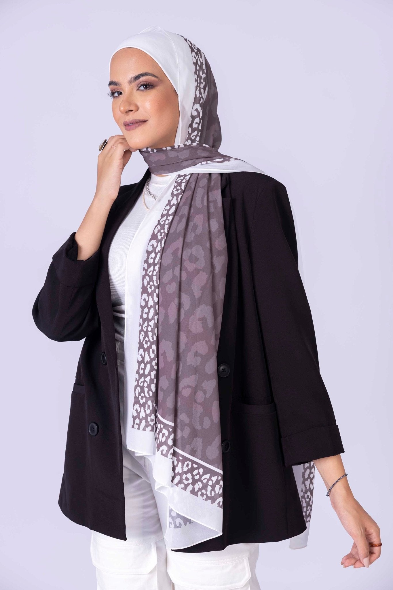 Japer - Lillyscarfofficial