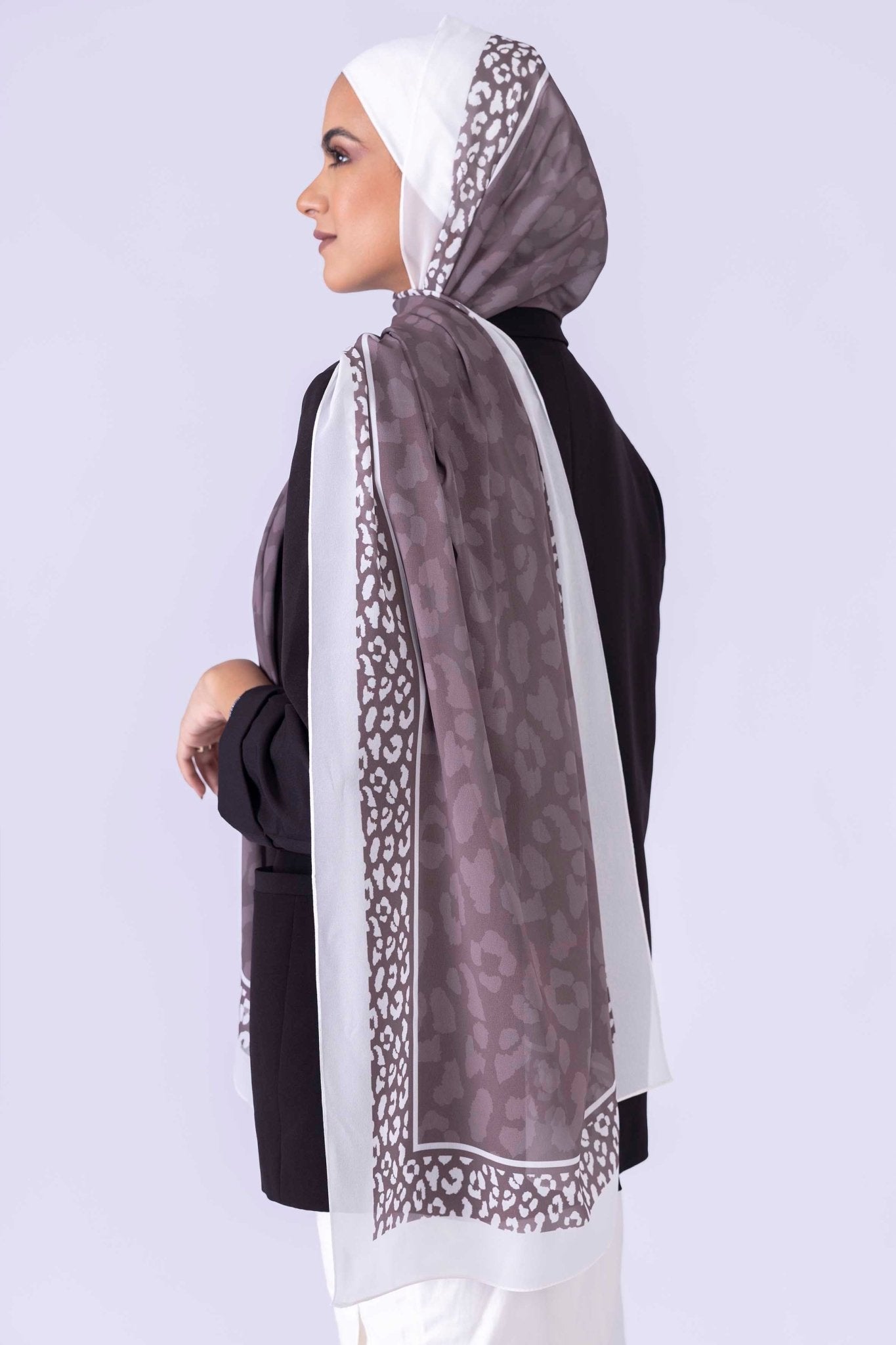 Japer - Lillyscarfofficial