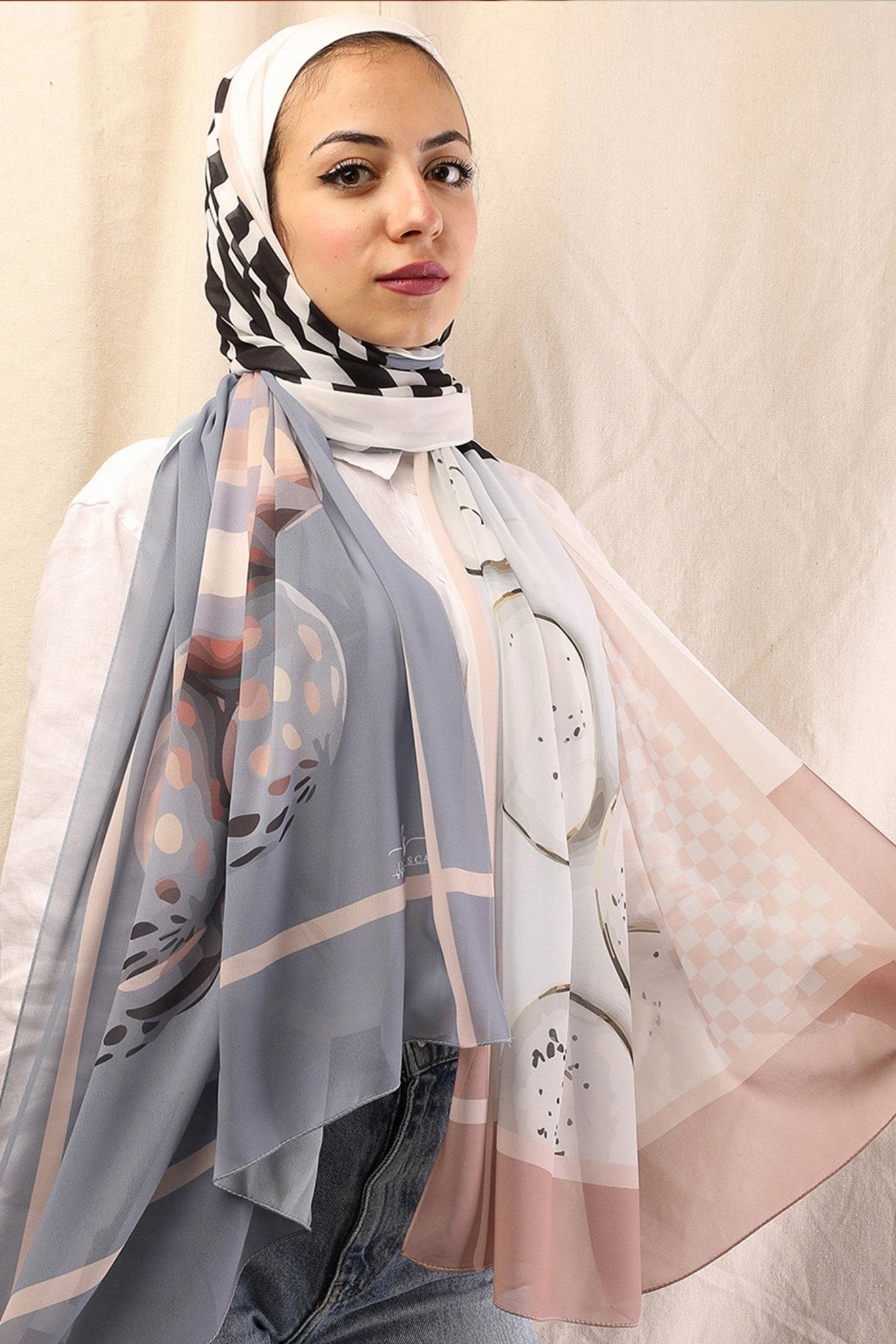 Linda - Lillyscarfofficial