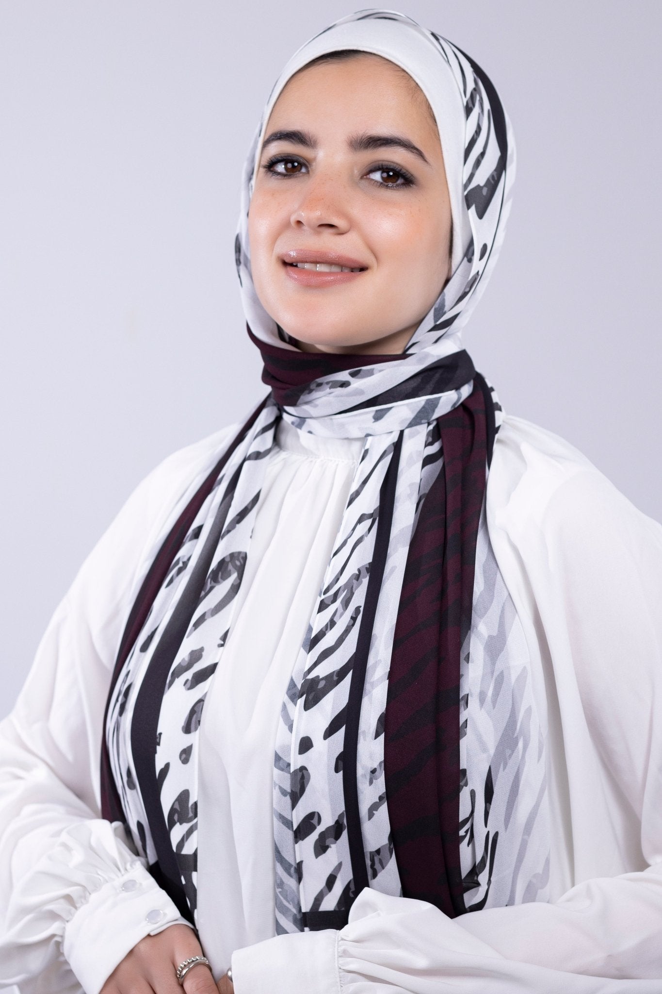 Maroon Zebra - Lillyscarfofficial