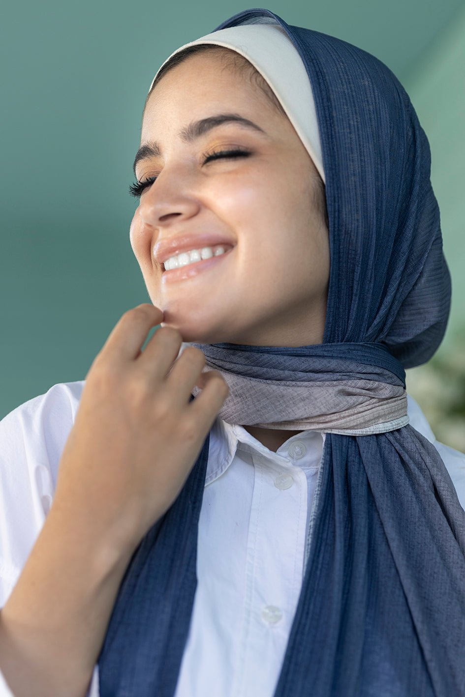 Navo - Lillyscarfofficial