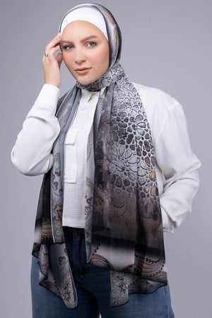 Nour - Lillyscarfofficial