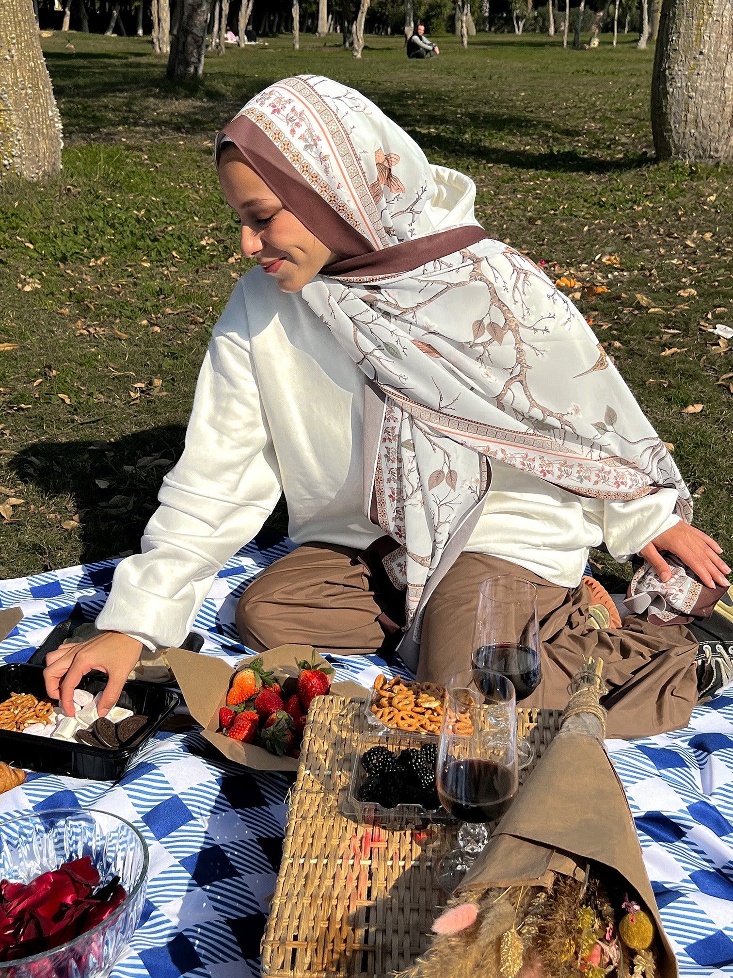 Odette - Lillyscarfofficial