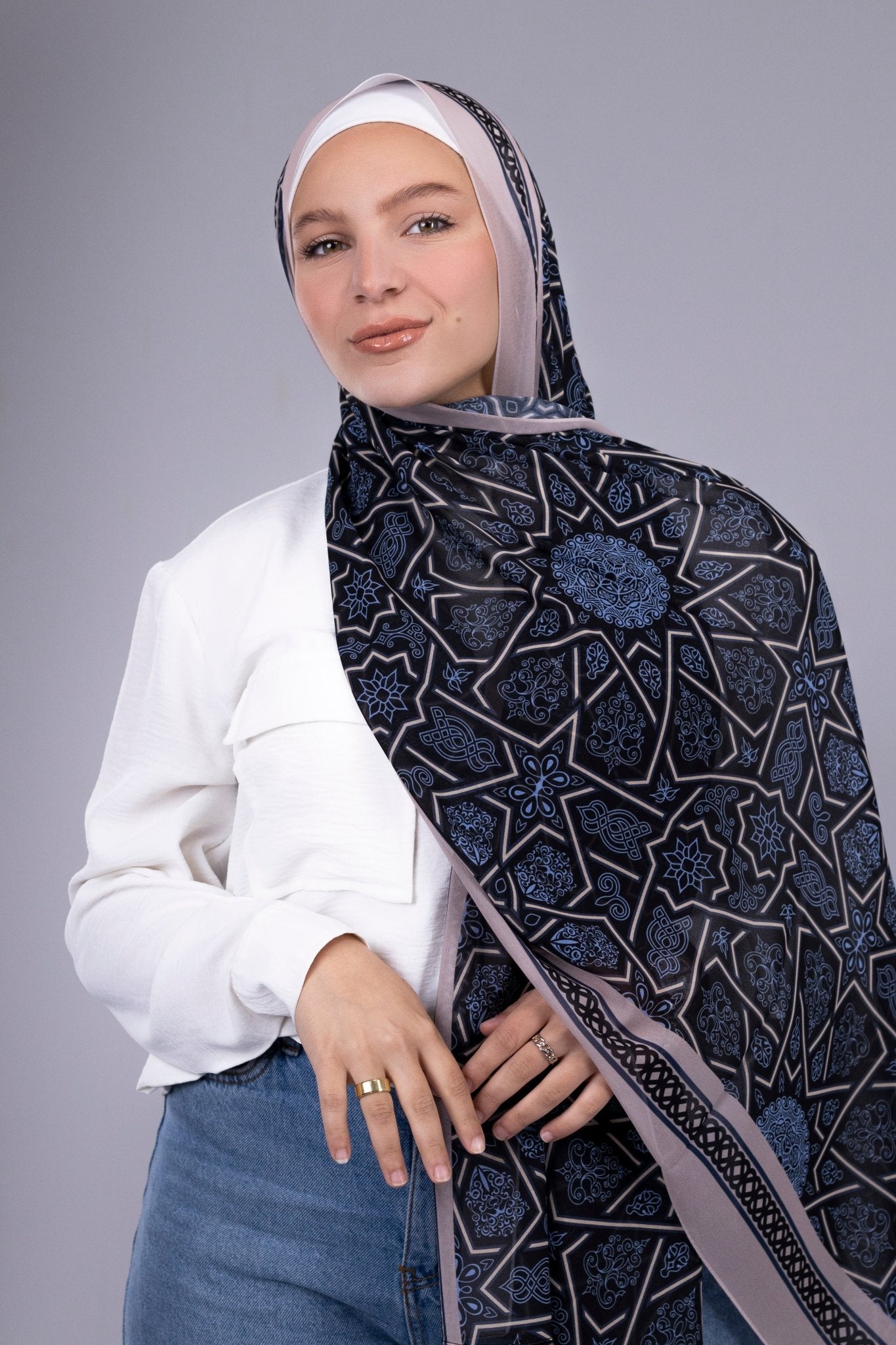 Oriental - Lillyscarfofficial