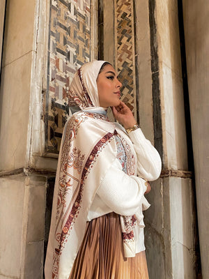 Qumr - Lillyscarfofficial