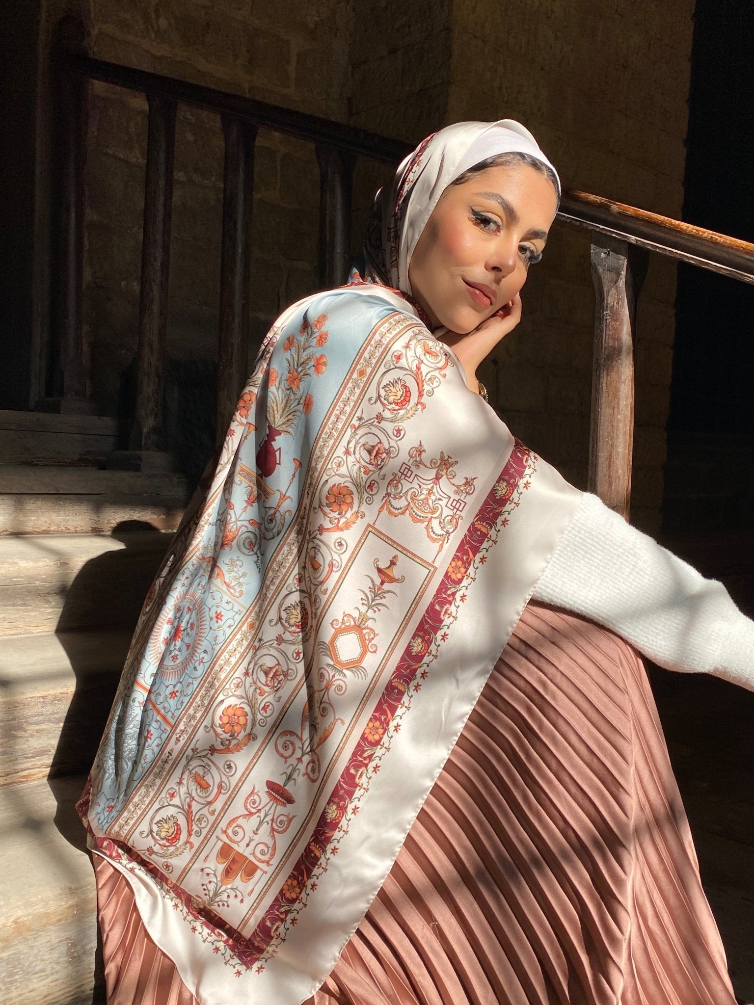 Qumr - Lillyscarfofficial