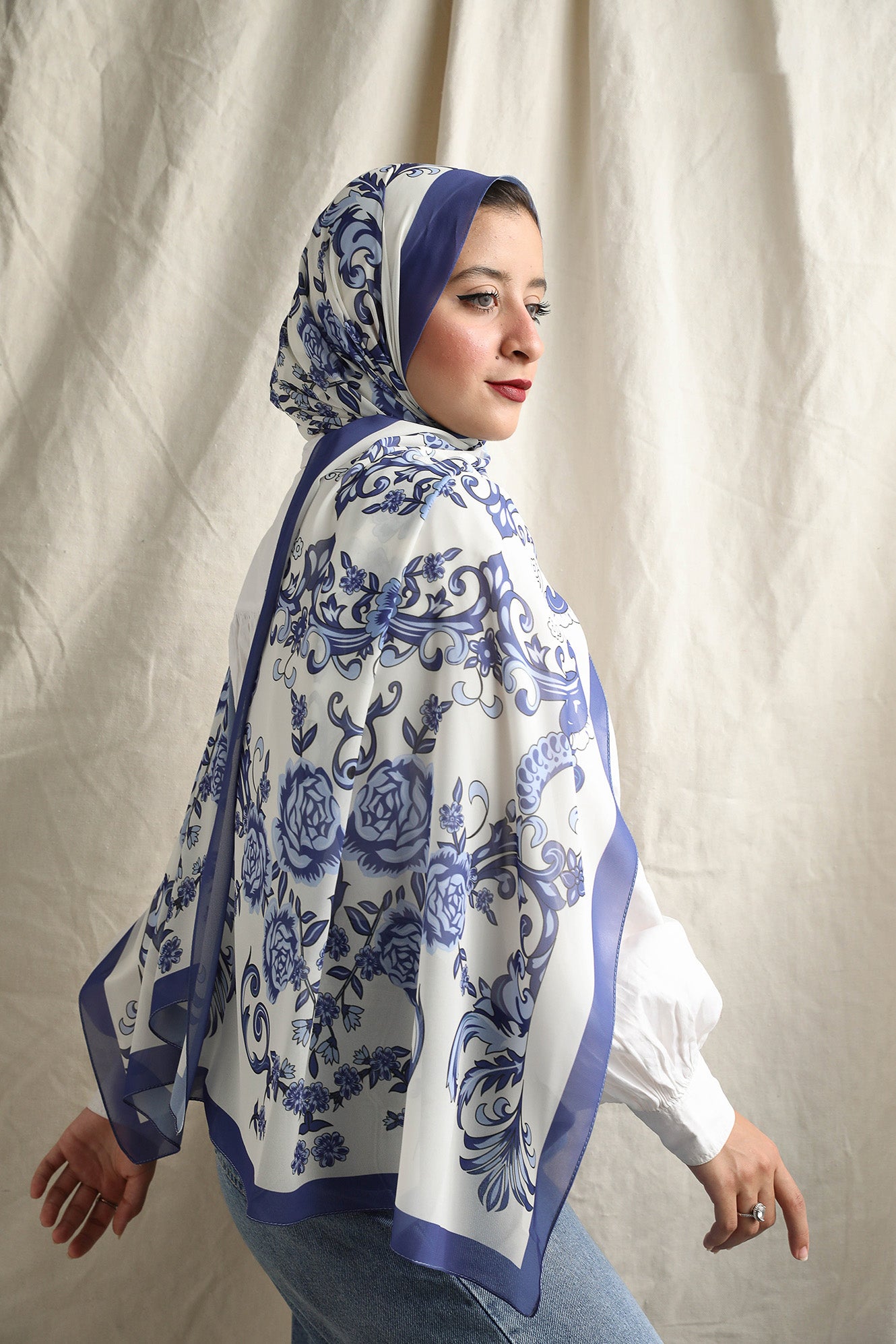 Royal Blue - Lillyscarfofficial