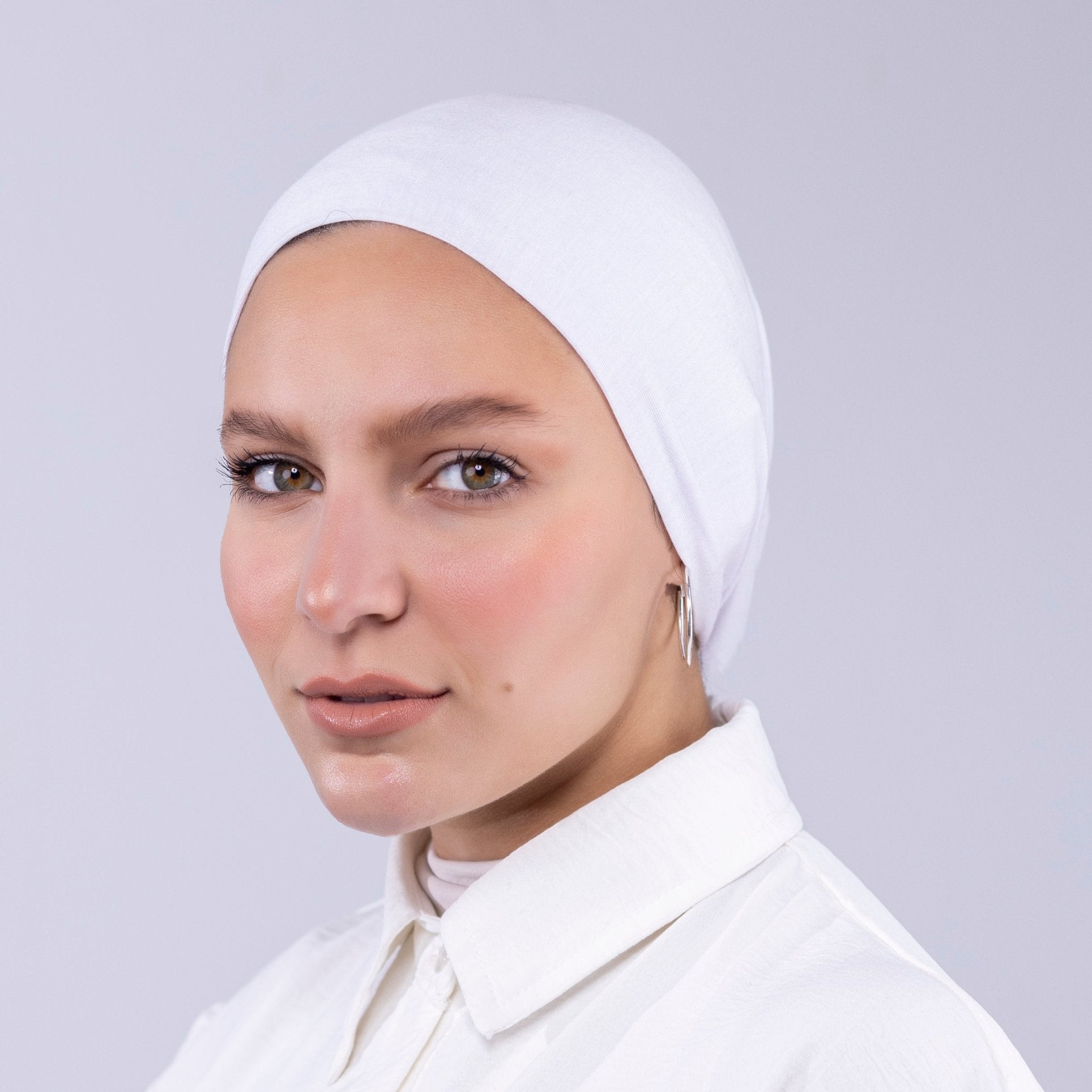 White Bandana - Closed - Lillyscarfofficial